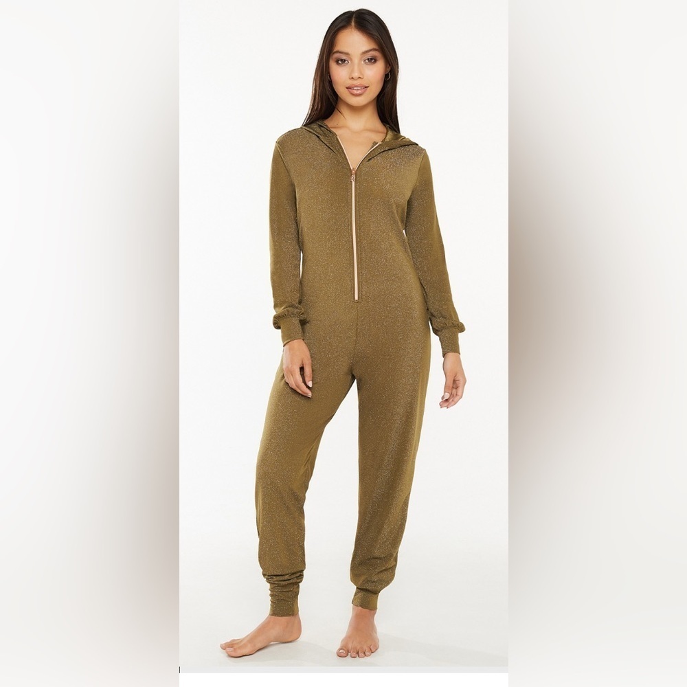 Savage X Fenty Sleep & Shine hooded jumpsuit! Shimmery! SOLD OUT! Sz sm